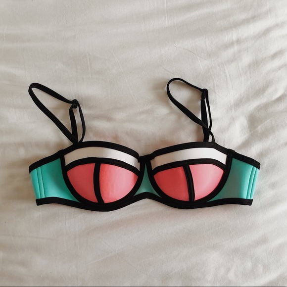 triangl swimwear Other - triangl neoprene poppy bubblegum swim top